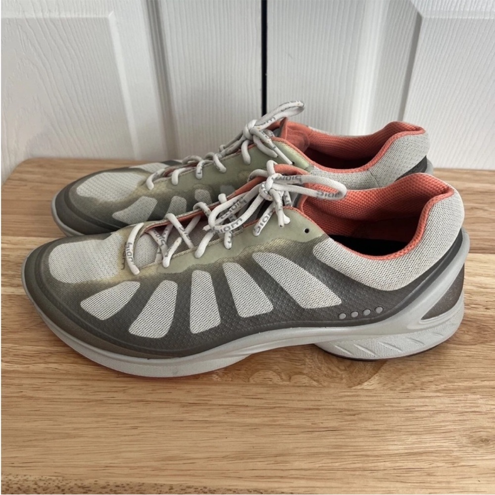 Ecco Biom Fjuel Women 10 EU 41 Blaze Orange Racer Performance Running Shoes